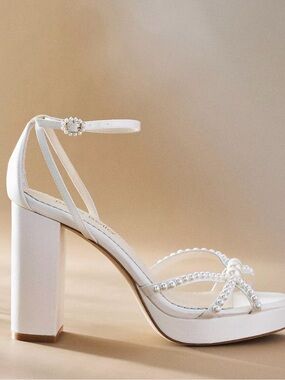 NWT Bella Belle Lola Pearl-Embellished Cream Block Heel Sandals
